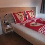 Haus Dahoam Apartmán *