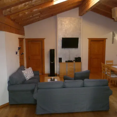 Apartment Haus Dahoam